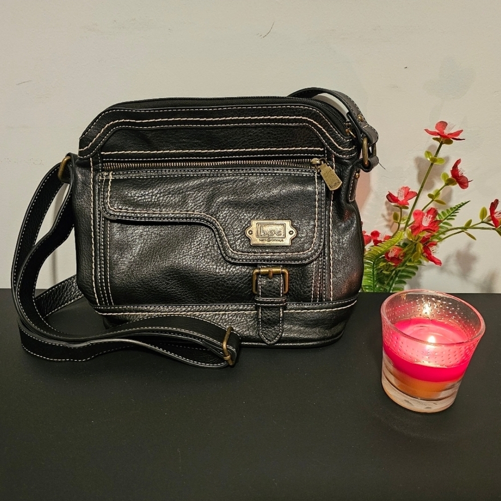 b.o.c. Black Crossbody Bag with Leather Finish and Silver Hardware